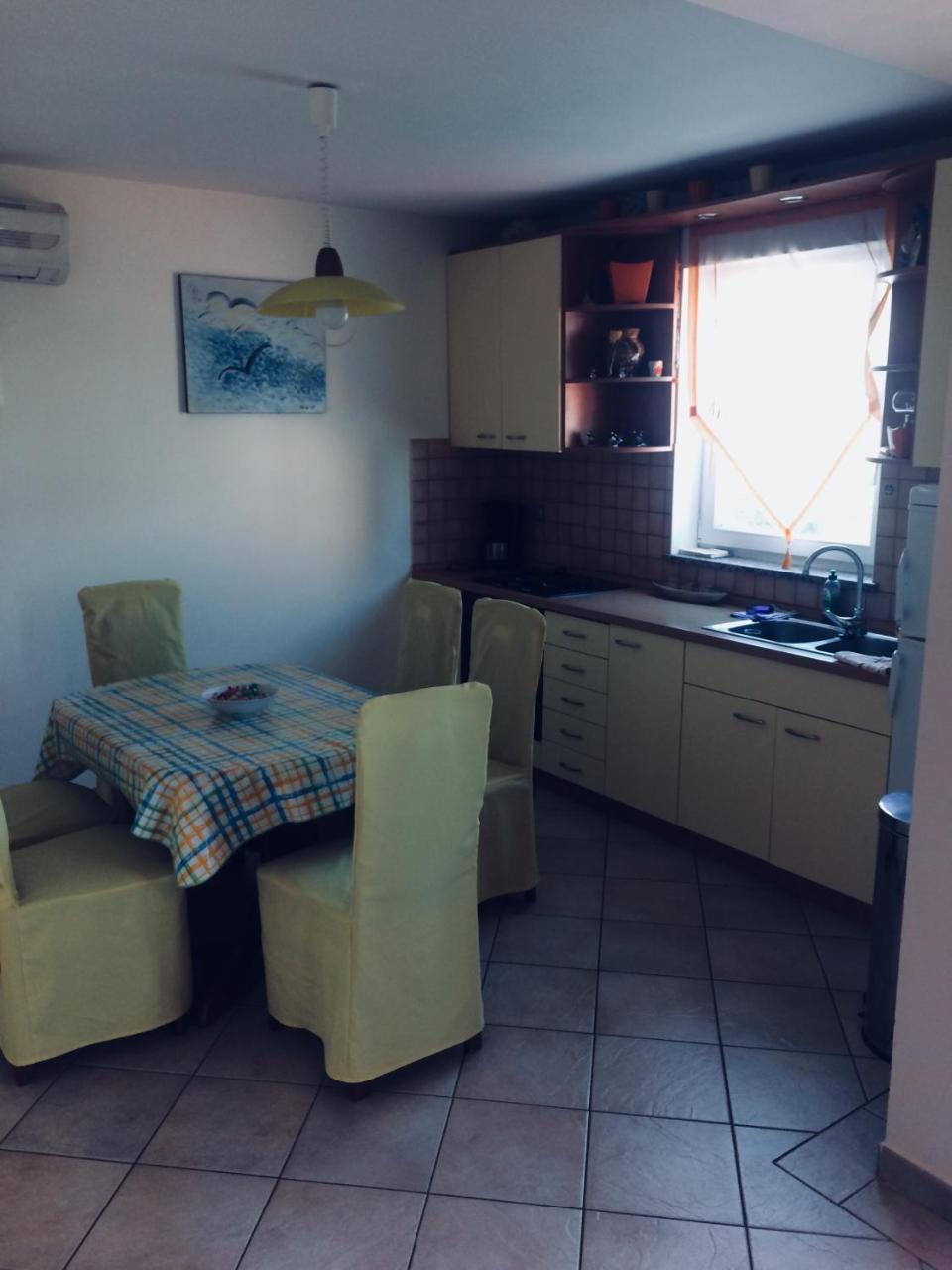 Vito & Rocco Apartment Malinska Buitenkant foto